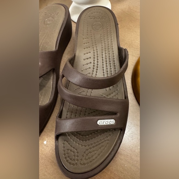 CROCS Dark Brown Slide Sandals - Picture 3 of 9